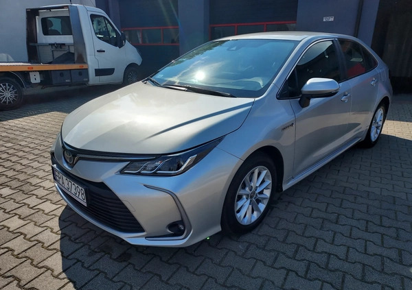 Toyota Corolla cena 91800 przebieg: 33500, rok produkcji 2021 z Pabianice małe 154